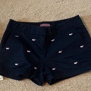 Vineyard Vines Women's Dark Blue Shorts with Light Pink Whales